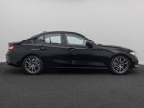 Foto Nummer 5: BMW 330i