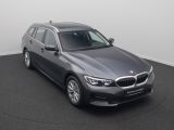 Foto Nummer 3: BMW 330i