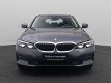 Foto Nummer 2: BMW 330i