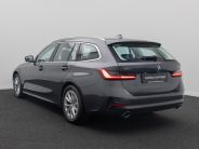 Foto Nummer 9: BMW 330i