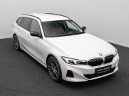 Foto Nummer 3: BMW 330i